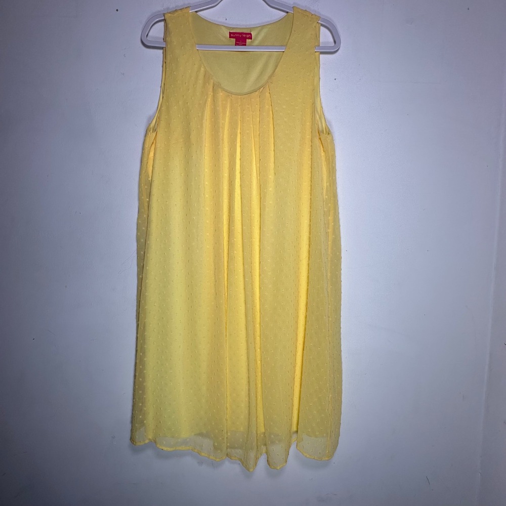 Sunny Leigh Womens XL Yellow Swiss Dot Sleeveless Pleated Front Shift Dress‎